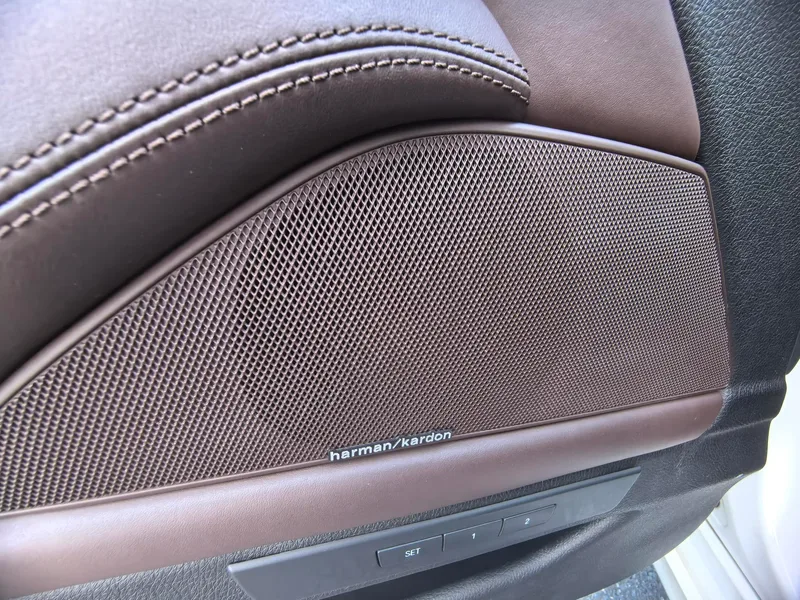 BMW 5 Series 2014 525Li Luxury Design Set interior photo 11