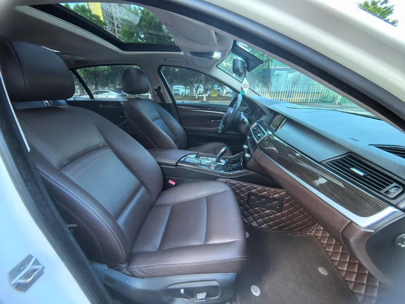 BMW 5 Series 2014 525Li Luxury Design Set interior photo 12
