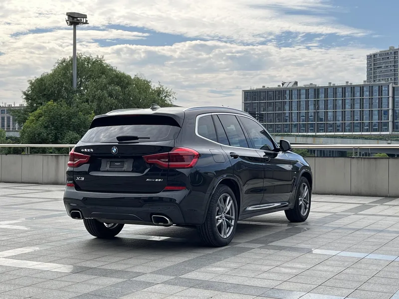 BMW X3 2021 xDrive25i M Sports suit exterior photo 4