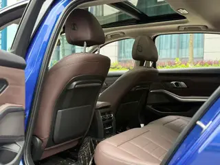 BMW 3 Series 2020 320Li M Sports suit interior photo 8