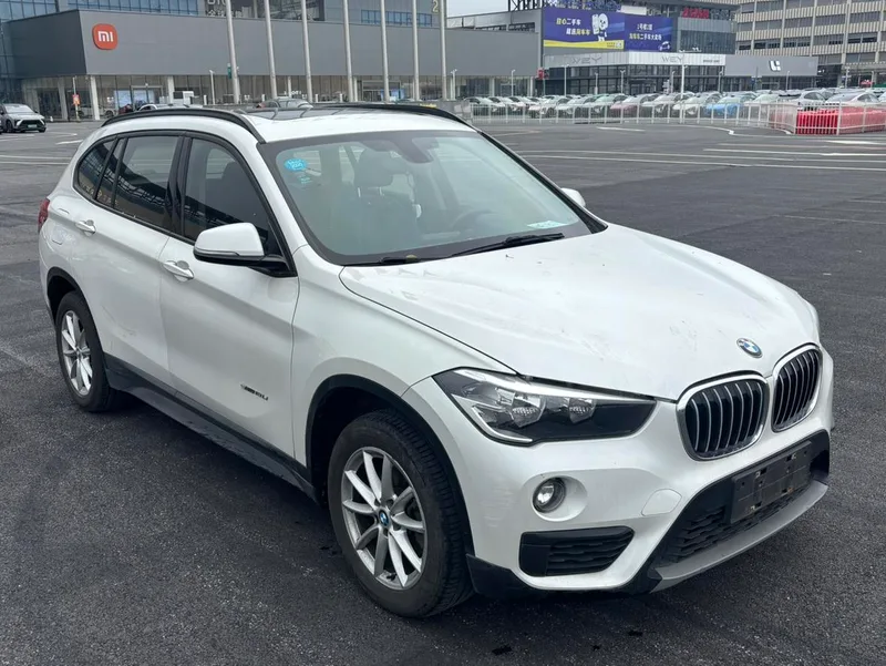 BMW X1 2016 sDrive18Li Style tendance extérieur photo 3