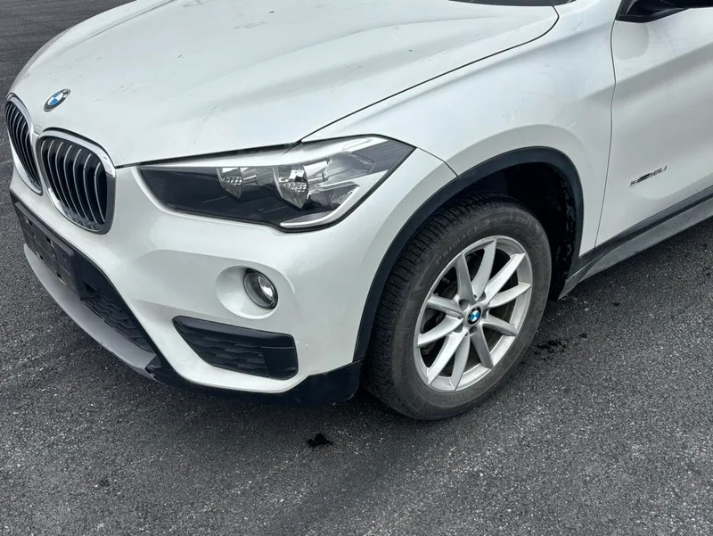 BMW X1 2016 sDrive18Li Style tendance extérieur photo 5