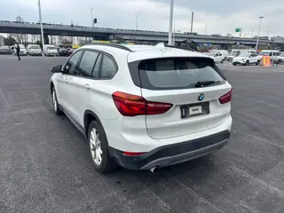 BMW X1 2016 sDrive18Li Style tendance intérieur photo 12