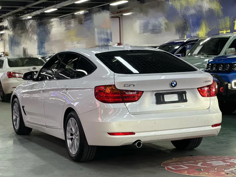 BMW 3 Series GT 2014 320i Líder exterior foto 6