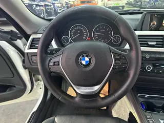 BMW 3 Series GT 2014 320i Líder interior foto 13