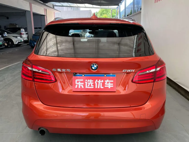 BMW 2 Series Touring 2016 218i Leading Type exterior photo 4