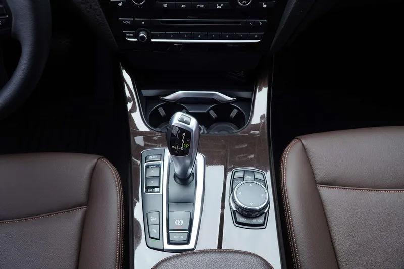 BMW X3 2014 xDrive20i X Design Suit interior photo 15