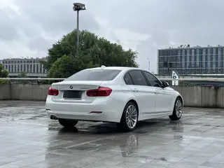 BMW 3 Series 2019 320Li Fashionable exterior photo 6