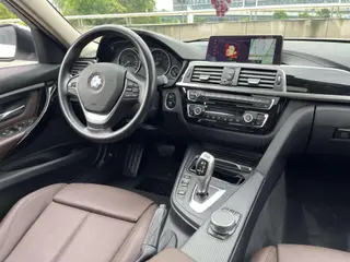 BMW 3 Series 2019 320Li Fashionable interior photo 12
