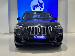 BMW X5 2020 xDrive30i M Sports suit exterior photo 2