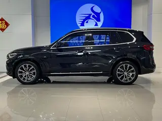 BMW X5 2020 xDrive30i M Sports suit exterior photo 4