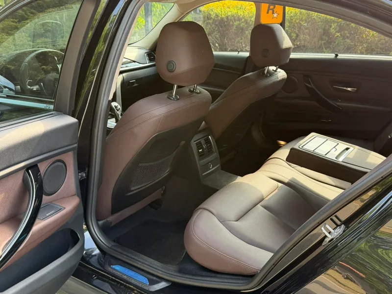 BMW 3 Series 2019 320Li M Luxury Set interior photo 8