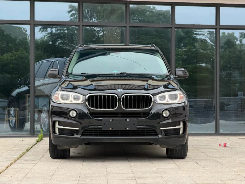 BMW X5 2015 xDrive28i exterior photo 2