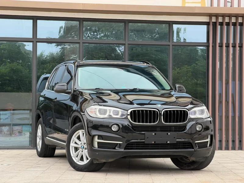 BMW X5 2015 xDrive28i exterior photo 3