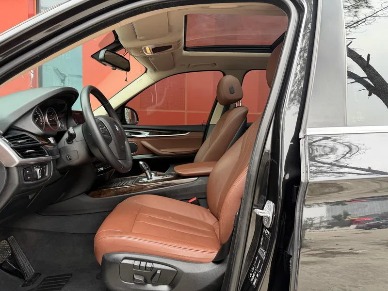 BMW X5 2015 xDrive28i exterior photo 5