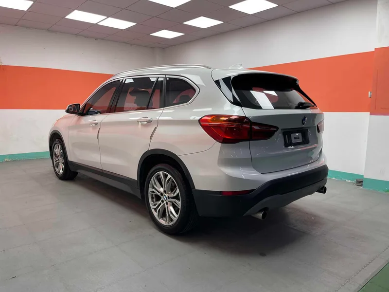 BMW X1 2018 xDrive20Li Luxury type interior photo 9