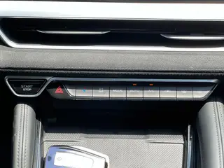 Geely Monjaro 2024 2.0TD High-power automatic two-wheel drive skyline version interior photo 19