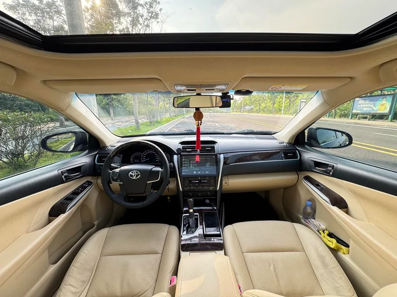 Toyota Camry 2016 2.0E 10th Anniversary Elite Edition exterior photo 10