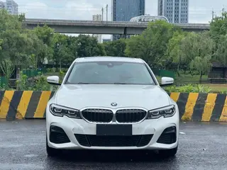 BMW 3 Series 2021 Reforma 325i M Conjunto deportivo exterior foto 2