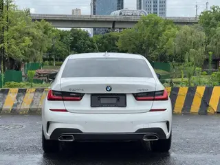 BMW 3 Series 2021 Reforma 325i M Conjunto deportivo exterior foto 5