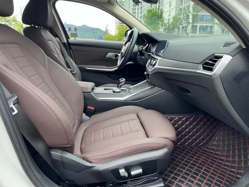 BMW 3 Series 2021 Reforma 325i M Conjunto deportivo interior foto 19