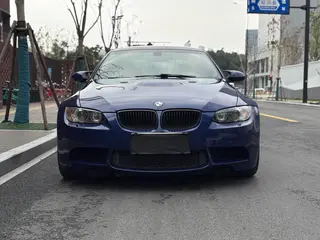 BMW M3 2011 M3 Double door carbon fiber top version exterior photo 4
