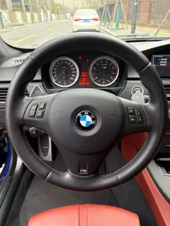 BMW M3 2011 M3 Double door carbon fiber top version interior photo 16