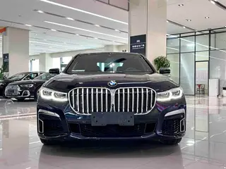 BMW 7 Series 2019 Restyling 740Li Leading Type M Sports suit exterior photo 2