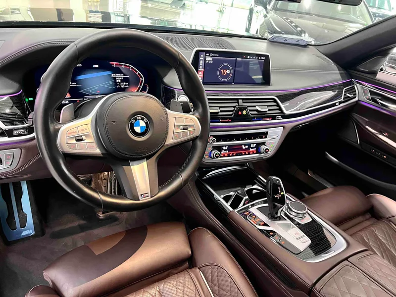 BMW 7 Series 2019 Restyling 740Li Leading Type M Sports suit exterior photo 5