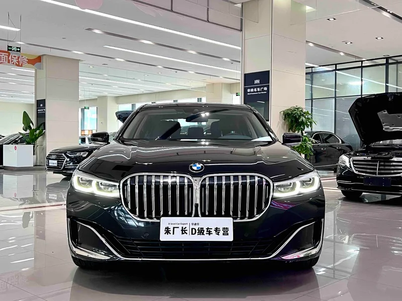 BMW 7 Series 2019 Модификация 740Li Лидирующий Роскошный набор экстерьер фото 2