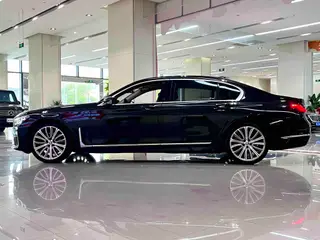 BMW 7 Series 2019 Модификация 740Li Лидирующий Роскошный набор экстерьер фото 3