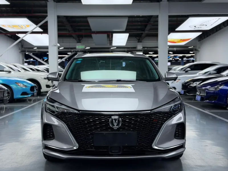 Changan Eado 2020 PLUS Baleine bleue NE 1.4T GDI Type phare automatique extérieur photo 2