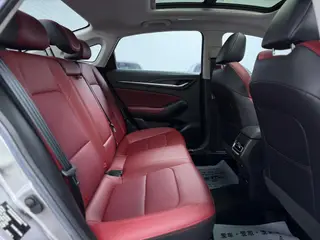 Changan Eado 2020 PLUS Baleine bleue NE 1.4T GDI Type phare automatique extérieur photo 4