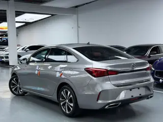Changan Eado 2020 PLUS Baleine bleue NE 1.4T GDI Type phare automatique intérieur photo 9