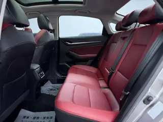 Changan Eado 2020 PLUS Baleine bleue NE 1.4T GDI Type phare automatique intérieur photo 11