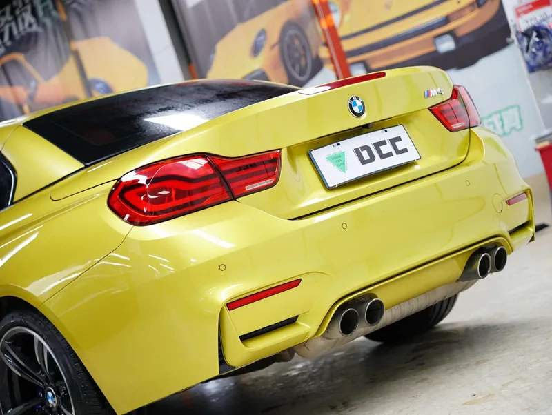 BMW M4 2017 M4 Coupé convertible exterior foto 4
