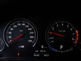 BMW M4 2017 M4 Coupé convertible interior foto 11