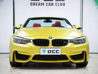 BMW M4 2017 M4 Coupé convertible interior foto 14