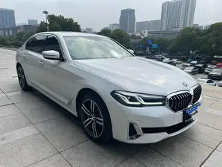 BMW 5 Series 2021 Restyling 530Li Leading Type Luxury Set exterior photo 2