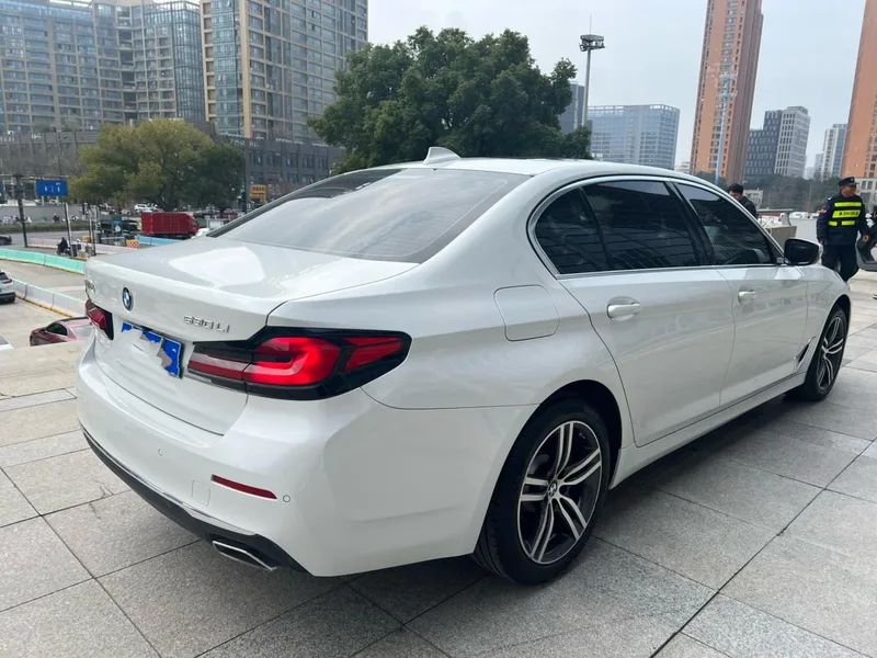 BMW 5 Series 2021 Restyling 530Li Leading Type Luxury Set exterior photo 5