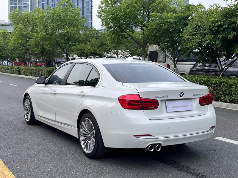 BMW 3 Series 2019 320Li Fashionable interior photo 13