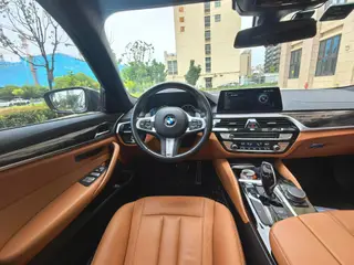 BMW 5 Series 2019 Restyling 530Li Leading Type M Sports suit interior photo 16