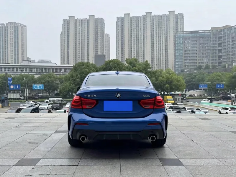 BMW 1 Series 2020 125i Leading Type M Sports suit exterior photo 5