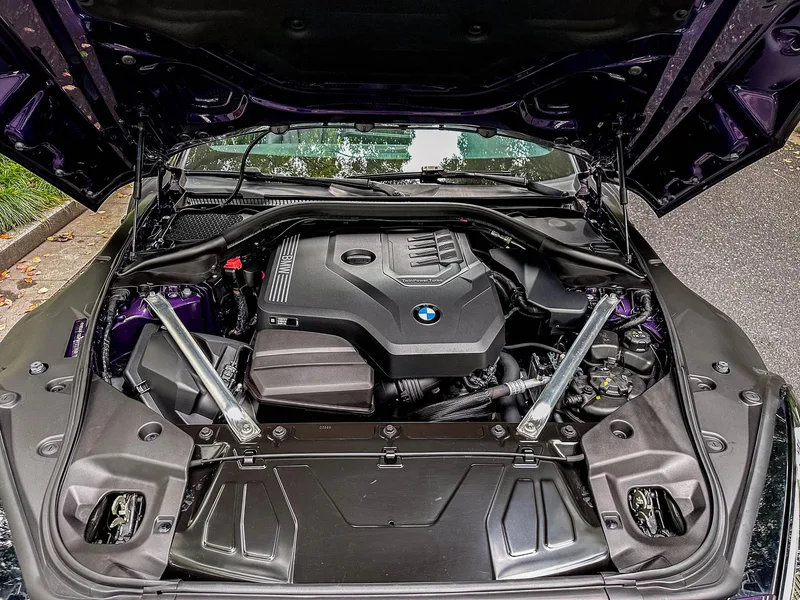 BMW Z4 2023 sDrive 25i M Sports suit interior photo 15