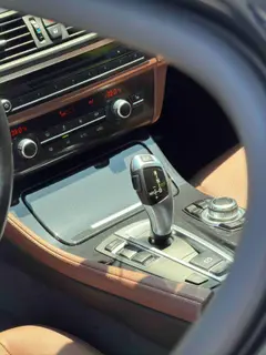 BMW 5 Series 2014 520i Travel version interior photo 12