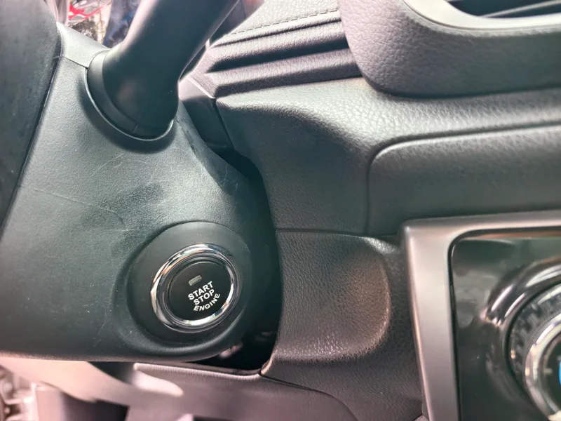 Toyota Vios FS 2017 1.5L CVT Feng Chi Edition interior photo 10