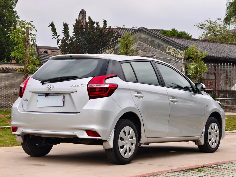 Toyota Vios FS 2017 1.5L CVT Feng Chi Edition interior photo 13