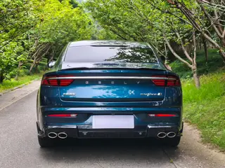 Geely Preface 2023 2.0T Solo esta versión verde exterior foto 5