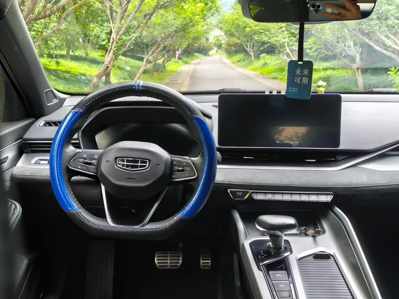 Geely Preface 2023 2.0T Solo esta versión verde exterior foto 9