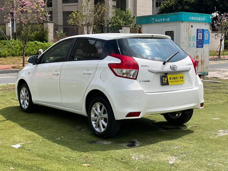 Toyota Yaris L 2014 1.5G Automatic dazzle version exterior photo 6